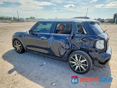 Drugie zdjęcie samochodu z przodu: 2022 MINI COOPER VIN:WMW33DK06N2P66025 - miniatura