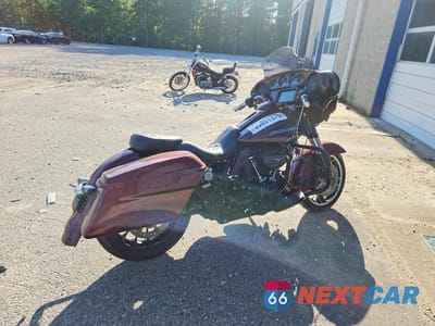 Trzecie zdjęcie samochodu z tyłu: 2018 HARLEY-DAVIDSON FLHXS STREET GLIDE SPECIAL VIN:1HD1KRC18JB606691 - miniatura