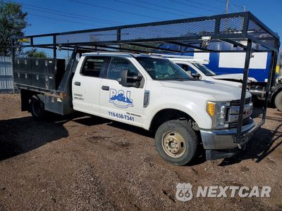 Czwarte zdjęcie samochodu z boku: 2017 FORD F350 SUPER DUTY VIN:1FD8W3HT0HEB59564 - miniatura