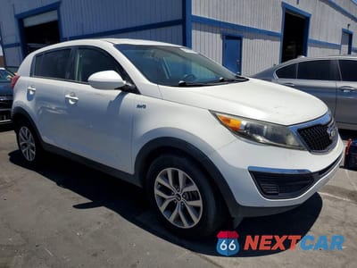 Czwarte zdjęcie samochodu z boku: 2016 KIA SPORTAGE LX VIN:KNDPBCAC5G7825293 - miniatura