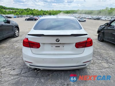 Zdjęcie 6 z 12 samochodu: 2017 BMW 330 XI VIN:WBA8D9G33HNU65640 - miniatura