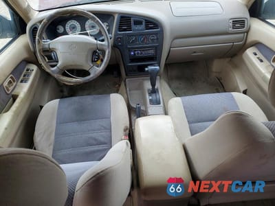 Zdjęcie 8 z 13 samochodu: 2001 NISSAN PATHFINDER SE VIN:JN8DR07X11W504733 - miniatura