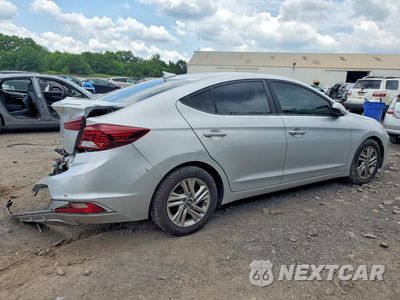 Trzecie zdjęcie samochodu z tyłu: 2019 HYUNDAI ELANTRA VALUE EDITION VIN:KMHD84LF4KU811874 - miniatura