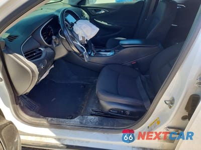 Zdjęcie 7 z 12 samochodu: 2020 CHEVROLET MALIBU RS VIN:1G1ZG5ST6LF024093 - miniatura