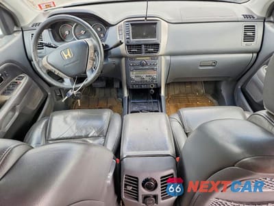 Zdjęcie 8 z 13 samochodu: 2007 HONDA PILOT EXL VIN:2HKYF18737H517556 - miniatura