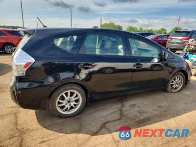 Trzecie zdjęcie samochodu z tyłu: 2014 TOYOTA PRIUS V TWO VIN:JTDZN3EU2E3299437 - miniatura