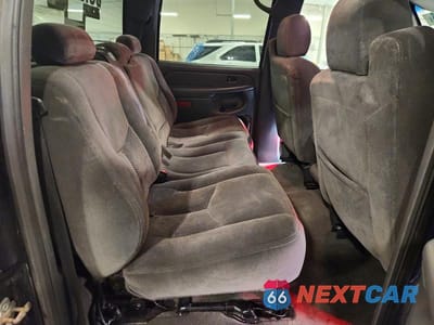 Zdjęcie 10 z 12 samochodu: 2005 CHEVROLET SILVERADO K2500 HEAVY DUTY VIN:1GCHK23205F820945 - miniatura
