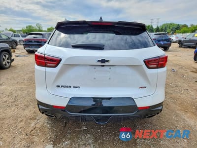 Zdjęcie 6 z 12 samochodu: 2023 CHEVROLET BLAZER RS VIN:3GNKBKRS4PS109851 - miniatura