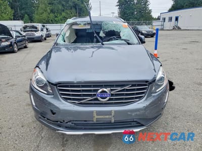 Piąte zdjęcie samochodu w środku: 2017 VOLVO XC60 T6 INSCRIPTION VIN:YV449MRU6H2212841 - miniatura