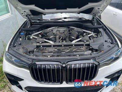 Zdjęcie 7 z 12 samochodu: 2022 BMW X7 XDRIVE50I VIN:5UXCX6C08N9K31043 - miniatura