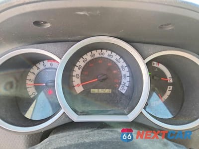 Zdjęcie 9 z 12 samochodu: 2015 TOYOTA TACOMA V6 VIN:5TFUU4EN4FX112429 - miniatura