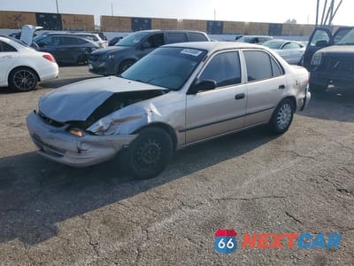1999 TOYOTA COROLLA VE 1NXBR12E6XZ153915 - główne zdjęcie licytacji z USA - miniatura