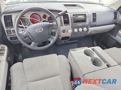 Zdjęcie 8 z 12 samochodu: 2012 TOYOTA TUNDRA CREWMAX SR5 VIN:5TFDW5F12CX261431 - miniatura