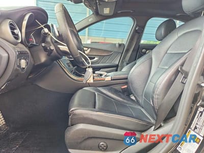 Zdjęcie 7 z 12 samochodu: 2015 MERCEDES-BENZ C 300 VIN:55SWF4JB1FU071684 - miniatura
