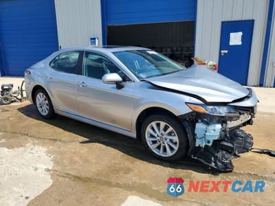 Czwarte zdjęcie samochodu z boku: 2024 TOYOTA CAMRY LE VIN:4T1R11AK0RU872612 - miniatura