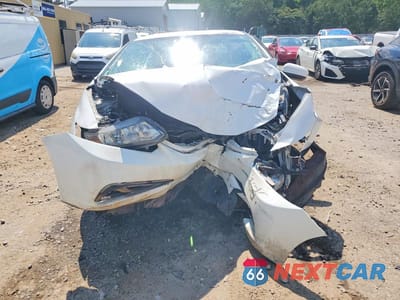 Piąte zdjęcie samochodu w środku: 2015 HONDA CIVIC HYBRID VIN:19XFB4F28FE001434 - miniatura