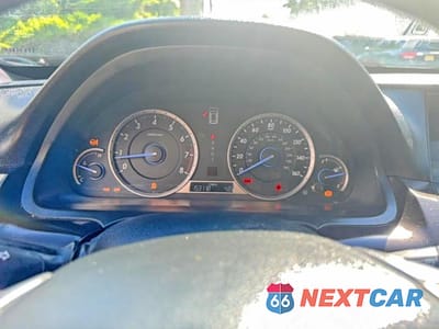 Zdjęcie 8 z 10 samochodu: 2013 HONDA CROSSTOUR EXL VIN:5J6TF2H55DL002056 - miniatura