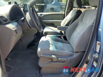 Zdjęcie 7 z 13 samochodu: 2010 HONDA ODYSSEY LX VIN:5FNRL3H21AB043609 - miniatura