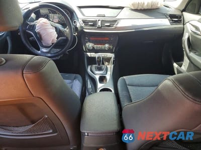 Zdjęcie 8 z 12 samochodu: 2015 BMW X1 SDRIVE28I VIN:WBAVM1C50FV316109 - miniatura