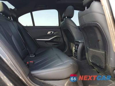Zdjęcie 10 z 12 samochodu: 2019 BMW 330XI VIN:WBA5R7C56KAJ80509 - miniatura