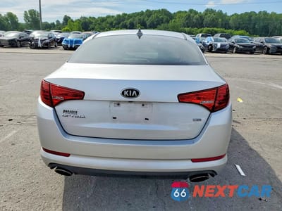 Zdjęcie 6 z 12 samochodu: 2013 KIA OPTIMA LX VIN:KNAGM4A78D5440012 - miniatura