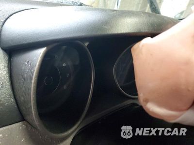 Zdjęcie 9 z 12 samochodu: 2013 HYUNDAI ELANTRA COUPE SE VIN:KMHDH6AE3DU001211 - miniatura