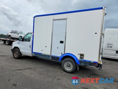 Drugie zdjęcie samochodu z przodu: 2023 FORD E350 REFRIGERATED BOX TRUCK VIN:1FDWE3FKXPDD09740 - miniatura