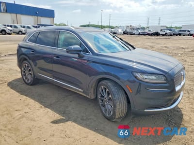 Czwarte zdjęcie samochodu z boku: 2021 LINCOLN NAUTILUS RESERVE VIN:2LMPJ8K97MBL18353 - miniatura
