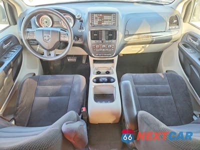 Zdjęcie 8 z 13 samochodu: 2014 DODGE GRAND CARAVAN SXT VIN:2C4RDGCG5ER253891 - miniatura