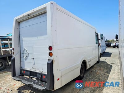 Trzecie zdjęcie samochodu z tyłu: 2015 ISUZU NPR VIN:JALB4T171F7W00213 - miniatura