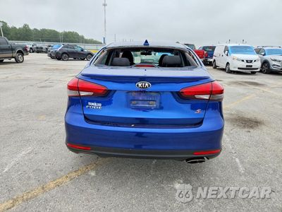 Zdjęcie 6 z 12 samochodu: 2018 KIA FORTE S VIN:3KPFL4A70JE249962 - miniatura