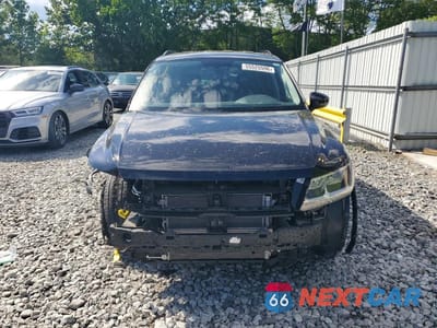 Piąte zdjęcie samochodu w środku: 2020 VOLKSWAGEN TIGUAN SE VIN:3VV2B7AX2LM044396 - miniatura