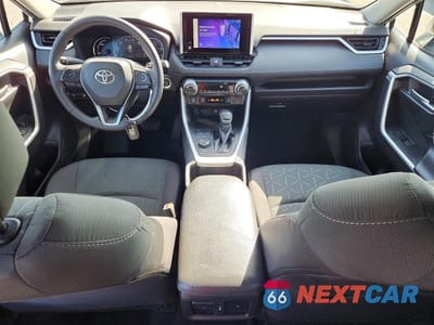 Zdjęcie 8 z 12 samochodu: 2023 TOYOTA RAV4 HYBRID XLE VIN:4T3RWRFV4PU101822 - miniatura