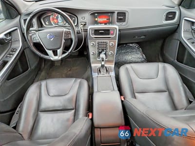 Zdjęcie 8 z 12 samochodu: 2015 VOLVO S60 PREMIER VIN:YV1612TK9F2356423 - miniatura