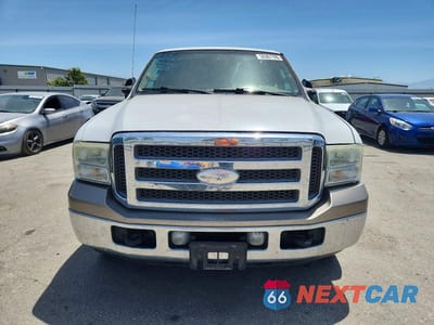 Piąte zdjęcie samochodu w środku: 2005 FORD F250 SUPER DUTY VIN:1FTSW20P95EB17537 - miniatura