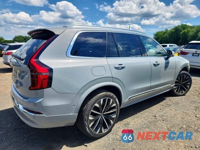 Trzecie zdjęcie samochodu z tyłu: 2026 VOLVO XC90 PLUS VIN:YV4H60PE7T1495716 - miniatura
