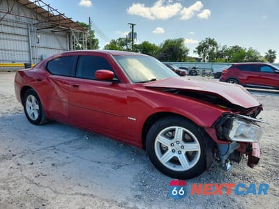 Czwarte zdjęcie samochodu z boku: 2008 DODGE CHARGER R/T VIN:2B3KA53H48H268711 - miniatura