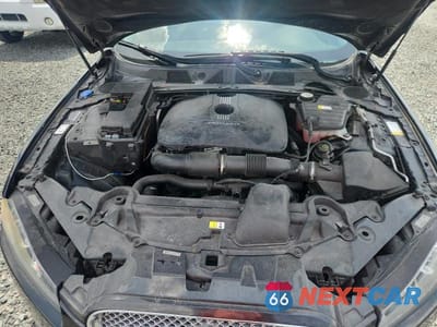 Zdjęcie 11 z 12 samochodu: 2015 JAGUAR XF 2.0T PREMIUM VIN:SAJWA0FS9FPU78984 - miniatura
