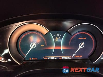 Zdjęcie 9 z 13 samochodu: 2019 BMW X3 SDRIVE30I VIN:5UXTR7C52KLF23655 - miniatura