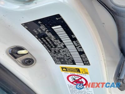 Zdjęcie 10 z 11 samochodu: 2019 TOYOTA HIGHLANDER HYBRID XLE VIN:5TDJGRFHXKS070025 - miniatura