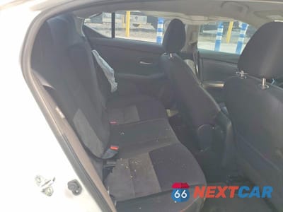 Zdjęcie 10 z 12 samochodu: 2024 NISSAN SENTRA SR VIN:3N1AB8DV2RY333129 - miniatura