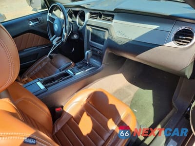 Zdjęcie 8 z 12 samochodu: 2014 FORD MUSTANG VIN:1ZVBP8EM1E5329778 - miniatura