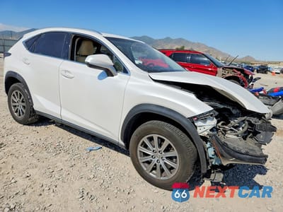 Czwarte zdjęcie samochodu z boku: 2017 LEXUS NX 200T BASE VIN:JTJBARBZ7H2112216 - miniatura