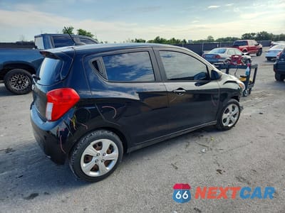 Trzecie zdjęcie samochodu z tyłu: 2019 CHEVROLET SPARK LS VIN:KL8CB6SA2KC819215 - miniatura