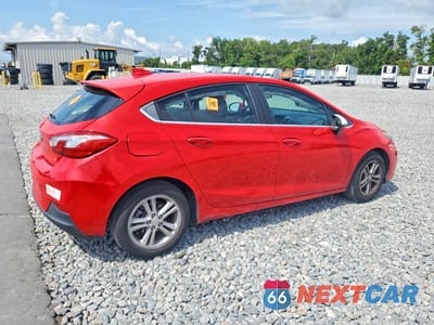 Trzecie zdjęcie samochodu z tyłu: 2017 CHEVROLET CRUZE LT VIN:3G1BE6SM0HS569280 - miniatura