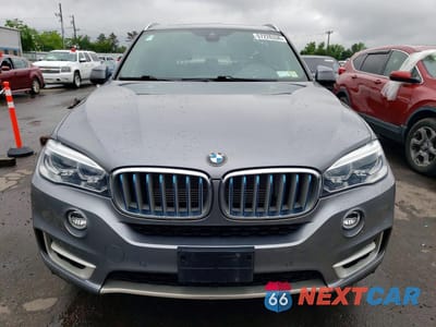 Piąte zdjęcie samochodu w środku: 2018 BMW X5 XDR40E VIN:5UXKT0C57J0W03387 - miniatura