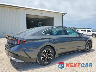 Trzecie zdjęcie samochodu z tyłu: 2024 HYUNDAI SONATA SEL VIN:KMHL64JA0RA369616 - miniatura