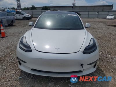 Piąte zdjęcie samochodu w środku: 2022 TESLA MODEL 3 VIN:5YJ3E1EB1NF315154 - miniatura