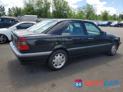 Trzecie zdjęcie samochodu z tyłu: 1999 MERCEDES-BENZ C 230 VIN:WDBHA24G6XA795741 - miniatura