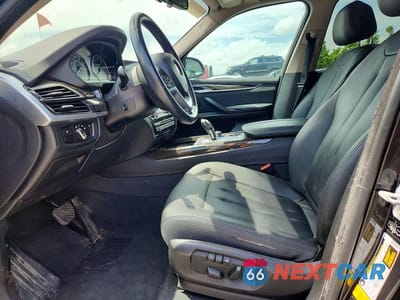 Zdjęcie 7 z 13 samochodu: 2015 BMW X5 XDRIVE35I VIN:5UXKR0C51F0K69444 - miniatura